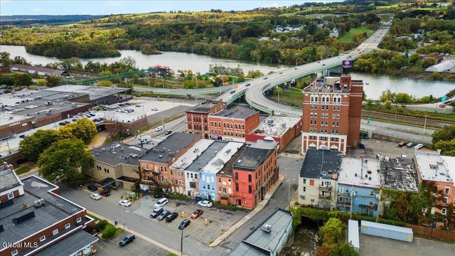 36 Main Street, Amsterdam, NY 12010