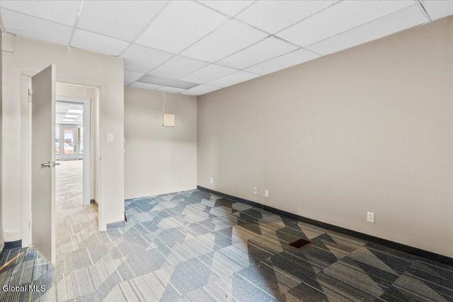 36 Main Street, Amsterdam, NY 12010