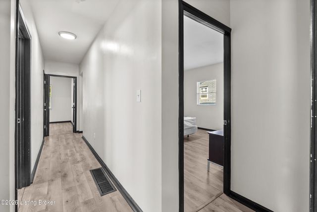 3205 W Broadway, Louisville, KY 40211