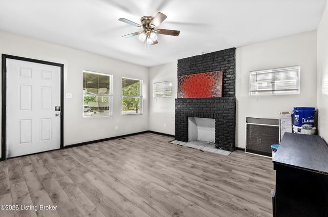 3205 W Broadway, Louisville, KY 40211