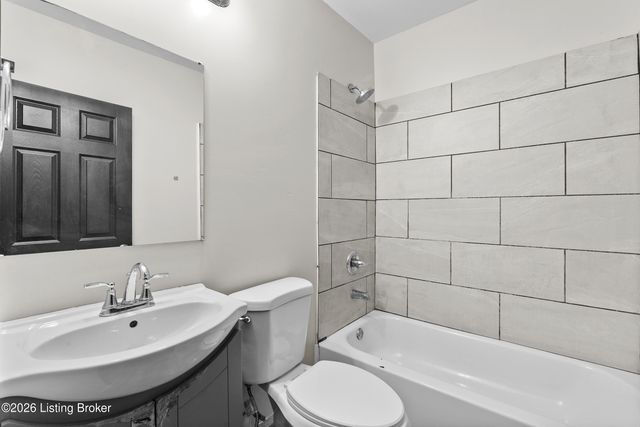 3205 W Broadway, Louisville, KY 40211