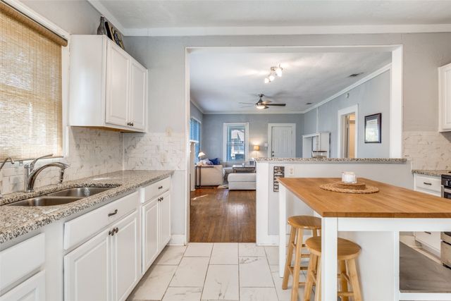 4814 Gurley Avenue, Dallas, TX 75223