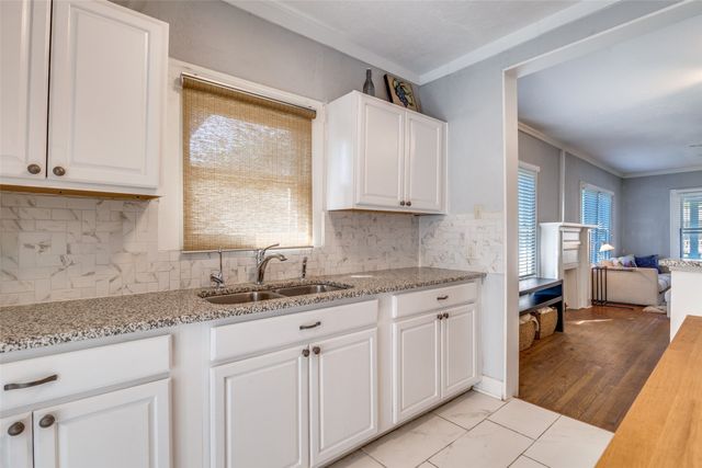 4814 Gurley Avenue, Dallas, TX 75223