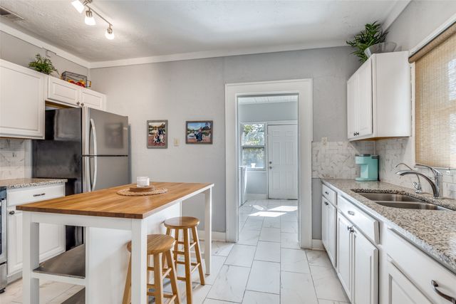 4814 Gurley Avenue, Dallas, TX 75223