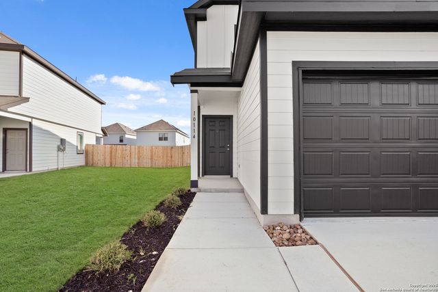 10114 Carnelian Cove, San Antonio, TX 78245