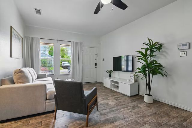 6735 Webster Street, Dallas, TX 75209