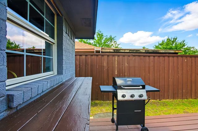 6735 Webster Street, Dallas, TX 75209
