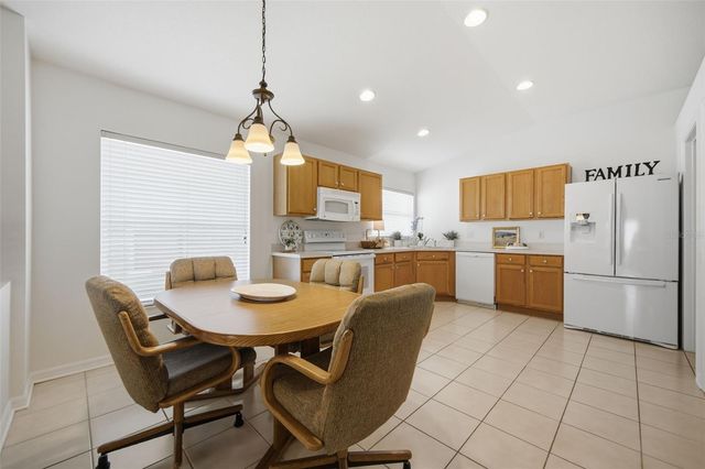 5240 GATO DEL SOL CIRCLE, Wesley Chapel, FL 33544