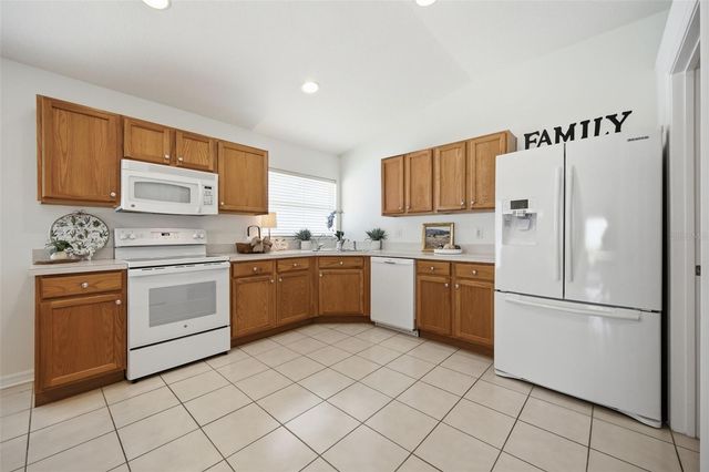 5240 GATO DEL SOL CIRCLE, Wesley Chapel, FL 33544