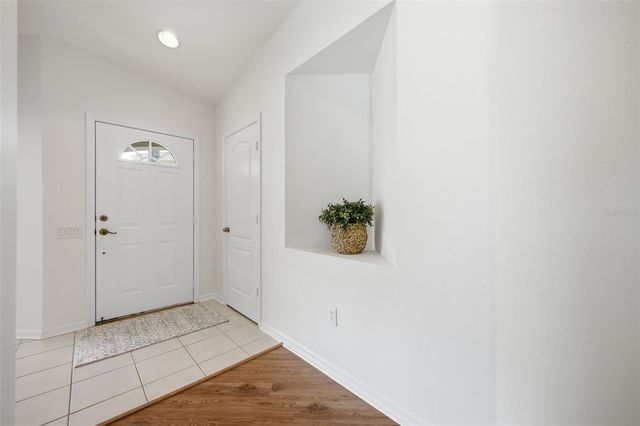 5240 GATO DEL SOL CIRCLE, Wesley Chapel, FL 33544