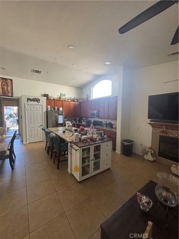 1064 Queen Annes Lane, Beaumont, CA 92223