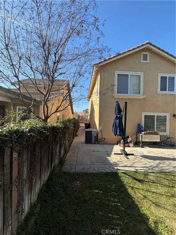 1064 Queen Annes Lane, Beaumont, CA 92223