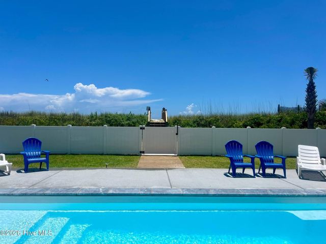 768 New River Inlet Road, Sneads Ferry, NC 28460