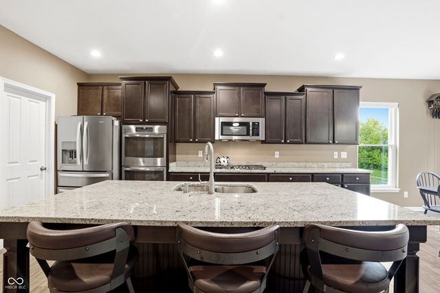 10237 Maiden Court, Fishers, IN 46040