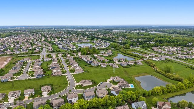 10237 Maiden Court, Fishers, IN 46040