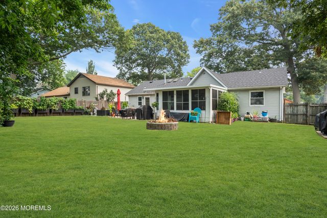24 Cedarbrook Lane, Little Egg Harbor, NJ 08087