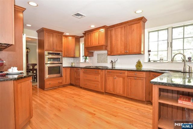 3 Avon Place, Woodcliff Lake, NJ 07677