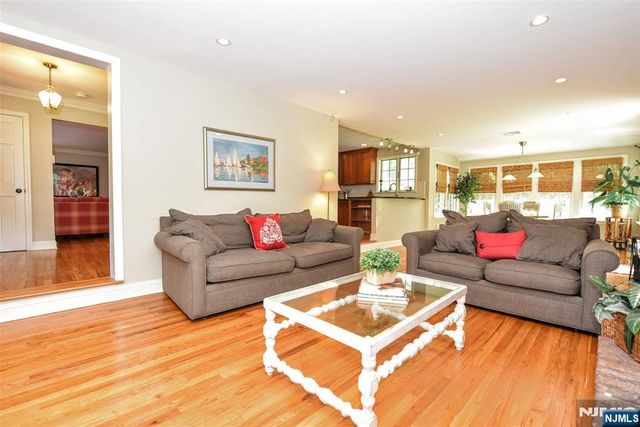 3 Avon Place, Woodcliff Lake, NJ 07677