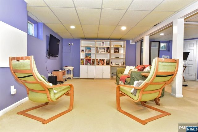 3 Avon Place, Woodcliff Lake, NJ 07677