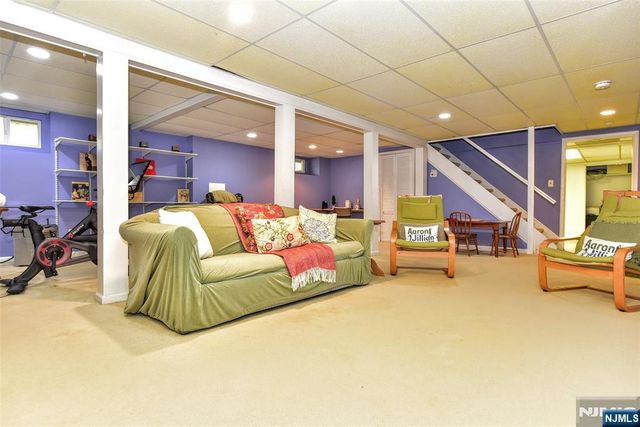 3 Avon Place, Woodcliff Lake, NJ 07677
