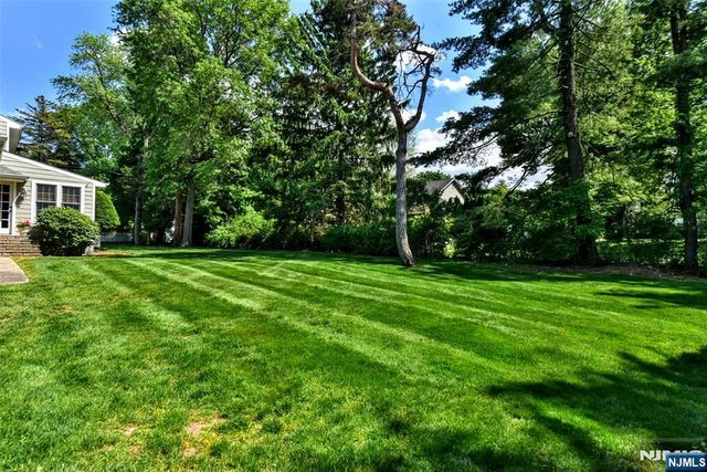 3 Avon Place, Woodcliff Lake, NJ 07677