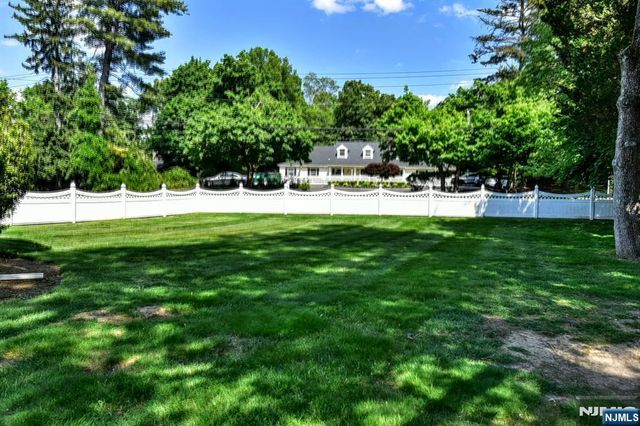 3 Avon Place, Woodcliff Lake, NJ 07677