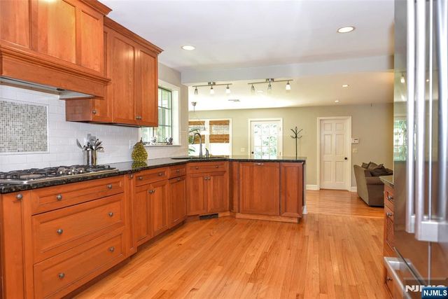 3 Avon Place, Woodcliff Lake, NJ 07677