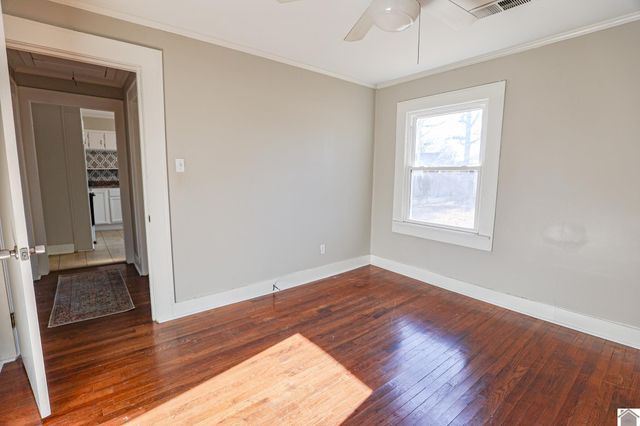 2600 Monroe Street, Paducah, KY 42001