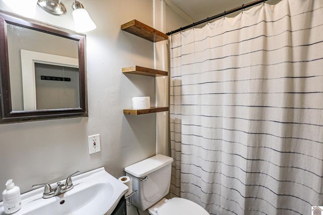 2600 Monroe Street, Paducah, KY 42001