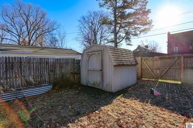 2600 Monroe Street, Paducah, KY 42001