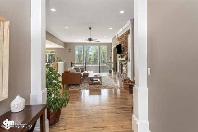 7658 E Wolf Creek Road, Wasilla, AK 99654