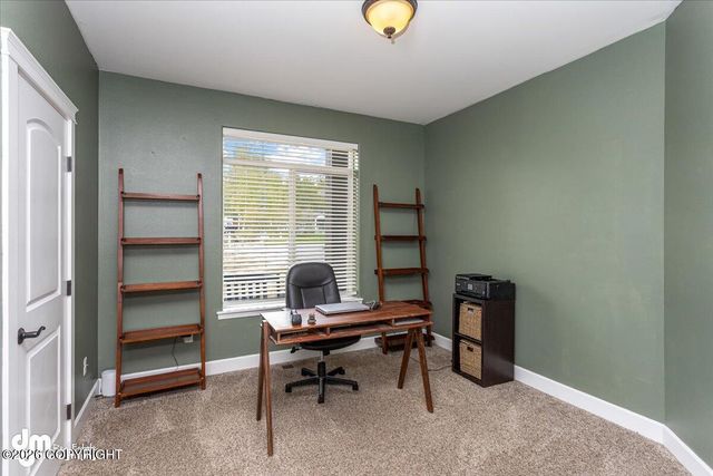 7658 E Wolf Creek Road, Wasilla, AK 99654