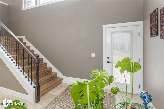 7658 E Wolf Creek Road, Wasilla, AK 99654