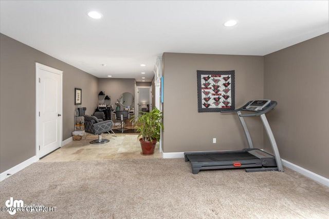 7658 E Wolf Creek Road, Wasilla, AK 99654