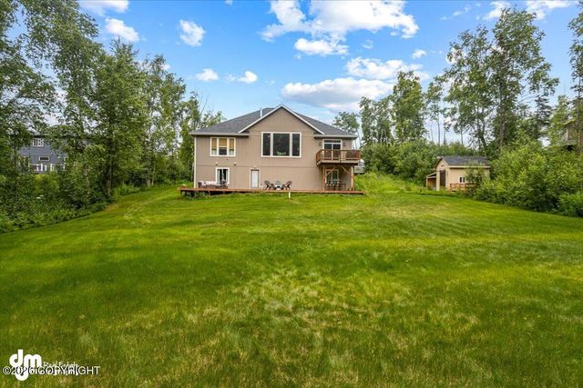 7658 E Wolf Creek Road, Wasilla, AK 99654