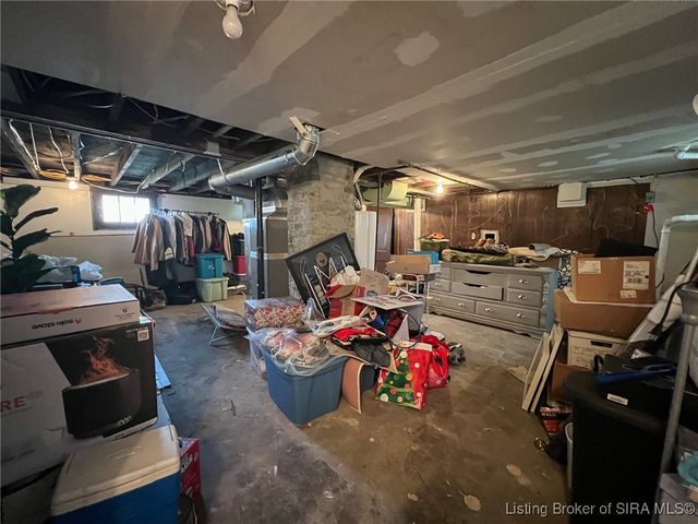 902 Mechanic Street, Jeffersonville, IN 47130