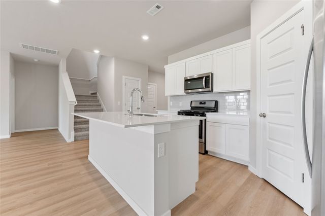 2320 Longfellow Drive, Bentonville, AR 72713