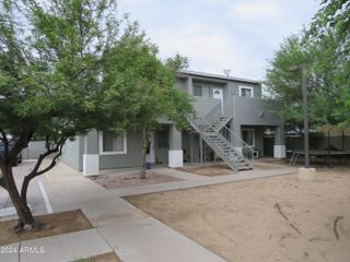 1614 W Purdue Avenue 202, Phoenix, AZ 85021