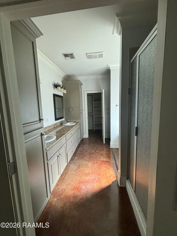 900 Russo Road, New Iberia, LA 70563