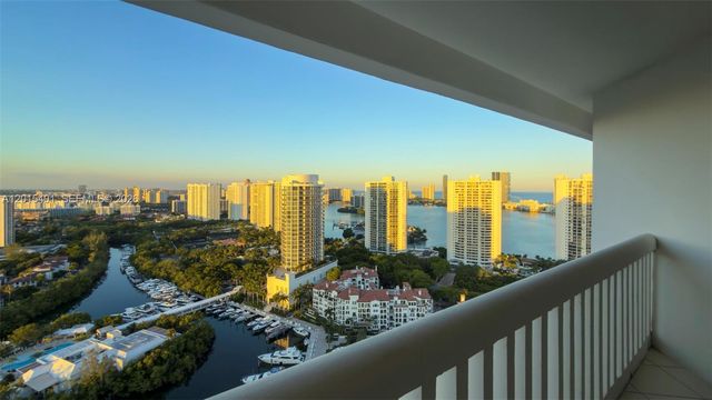 2000 Island Blvd 3004, Aventura, FL 33160