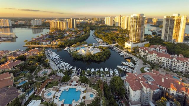 2000 Island Blvd 3004, Aventura, FL 33160