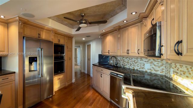 2000 Island Blvd 3004, Aventura, FL 33160