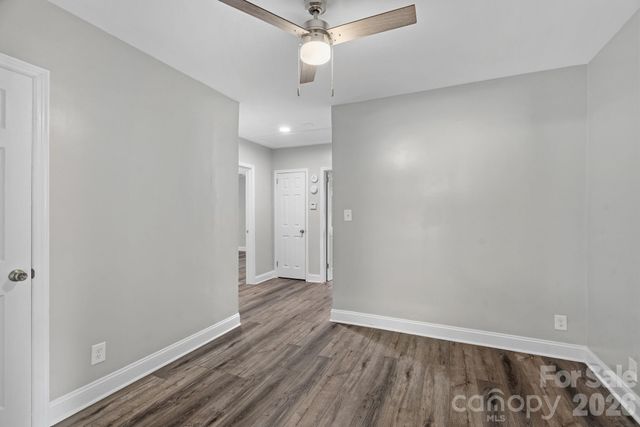 2561 Lumina Avenue, Charlotte, NC 28208