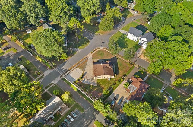 2561 Lumina Avenue, Charlotte, NC 28208