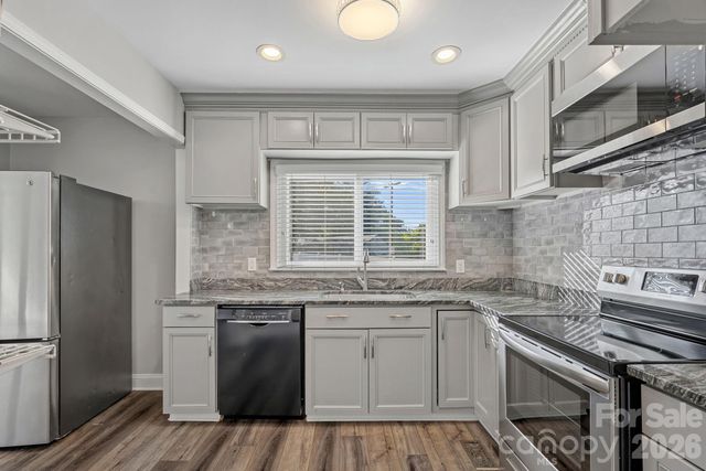 2561 Lumina Avenue, Charlotte, NC 28208