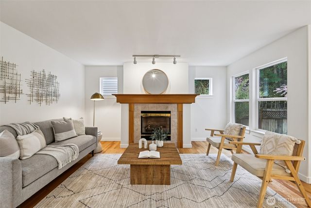 34524 SE Linden Loop, Snoqualmie, WA 98065