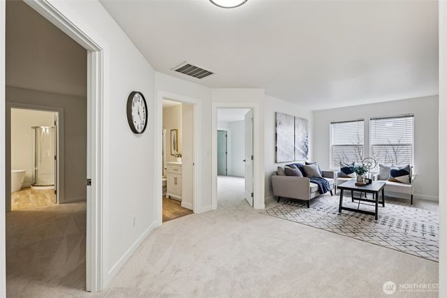 34524 SE Linden Loop, Snoqualmie, WA 98065