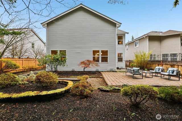 34524 SE Linden Loop, Snoqualmie, WA 98065