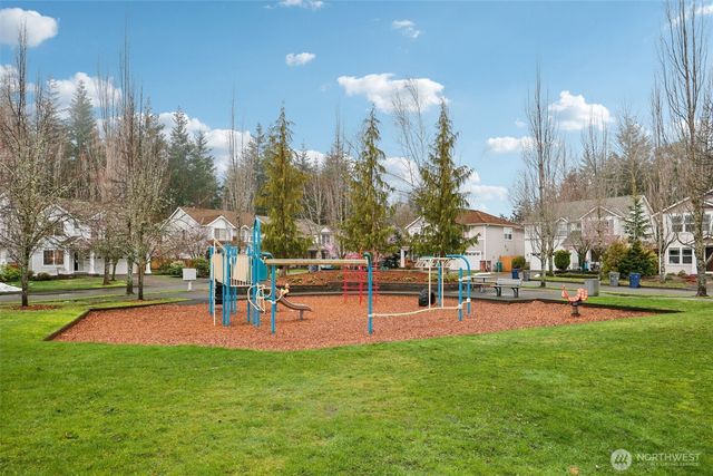 34524 SE Linden Loop, Snoqualmie, WA 98065