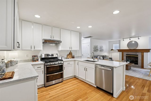 34524 SE Linden Loop, Snoqualmie, WA 98065